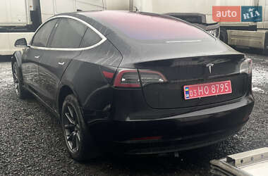 Седан Tesla Model 3 2018 в Луцке