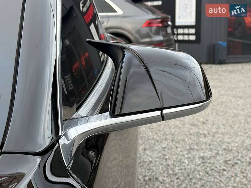 Седан Tesla Model 3 2019 в Днепре