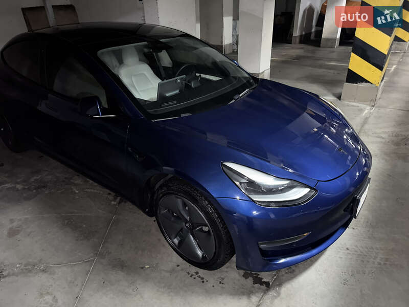 Седан Tesla Model 3 2021 в Киеве фото 4 Седан Tesla Model 3 2021 в Киеве
