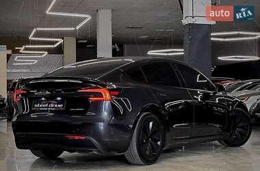 Седан Tesla Model 3 2024 в Николаеве