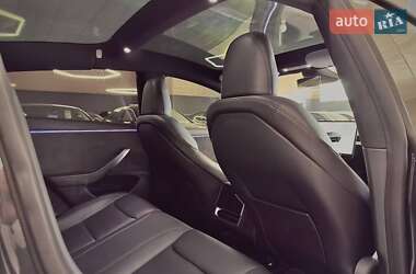 Седан Tesla Model 3 2024 в Николаеве
