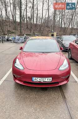 Седан Tesla Model 3 2018 в Черновцах