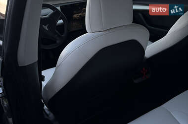 Седан Tesla Model 3 2022 в Киеве