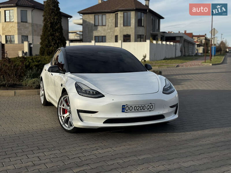 Седан Tesla Model 3 2018 в Одесі фото 3 Седан Tesla Model 3 2018 в Одесі
