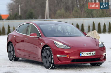 Седан Tesla Model 3 2019 в Луцке