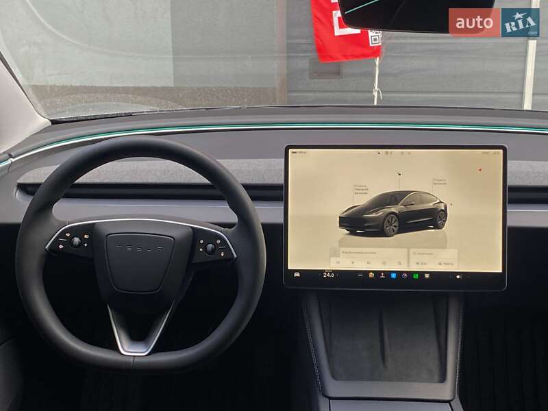 Седан Tesla Model 3 2024 в Киеве