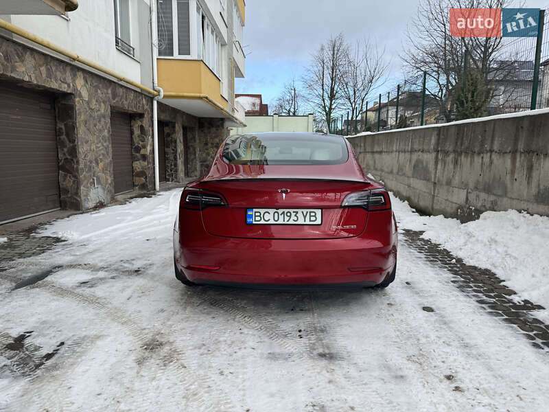 Седан Tesla Model 3 2021 в Львове фото 6 Седан Tesla Model 3 2021 в Львове