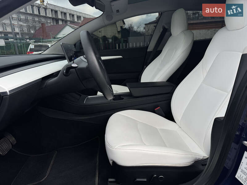 Седан Tesla Model 3 2022 в Одесі