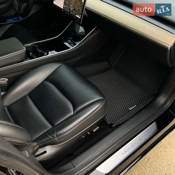 Седан Tesla Model 3 2020 в Ужгороде фото 35 Седан Tesla Model 3 2020 в Ужгороде