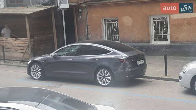 Седан Tesla Model 3 2019 в Львові фото 20 Седан Tesla Model 3 2019 в Львові
