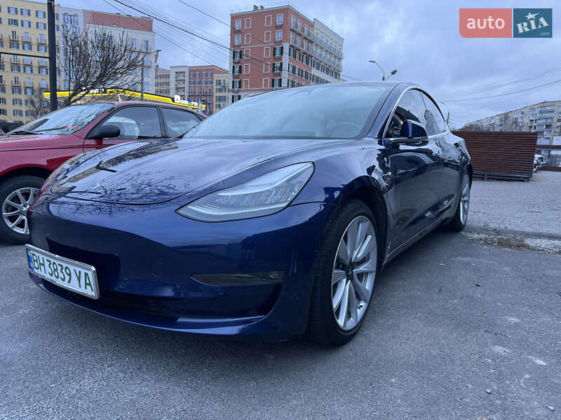 Tesla Model 3 2020 Tesla Model 3 2020