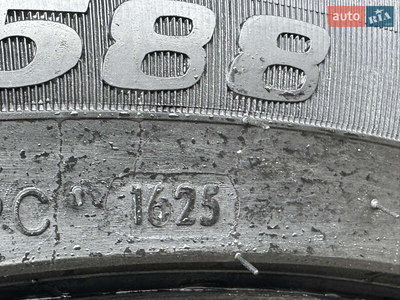 Седан Tesla Model 3 2018 в Ужгороді