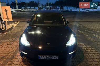 Седан Tesla Model 3 2018 в Киеве