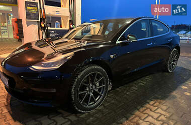 Седан Tesla Model 3 2018 в Києві фото 16 Седан Tesla Model 3 2018 в Києві