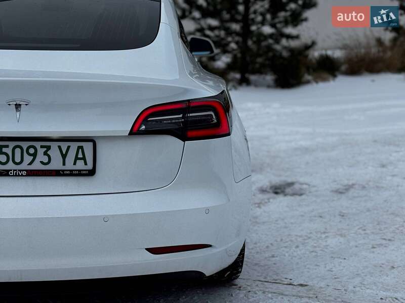 Седан Tesla Model 3 2020 в Луцьку фото 8 Седан Tesla Model 3 2020 в Луцьку