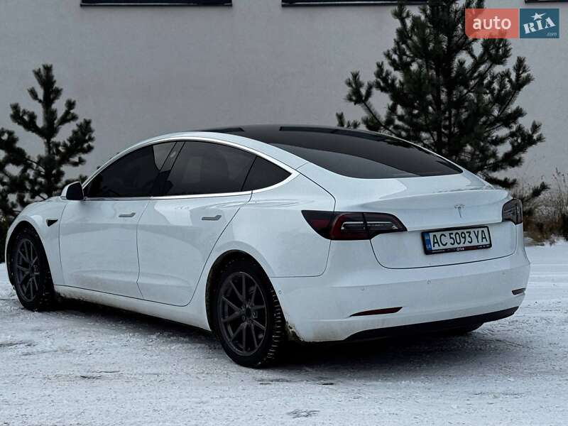Седан Tesla Model 3 2020 в Луцьку фото 6 Седан Tesla Model 3 2020 в Луцьку