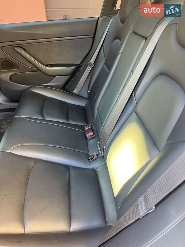 Седан Tesla Model 3 2018 в Рівному фото 17 Седан Tesla Model 3 2018 в Рівному