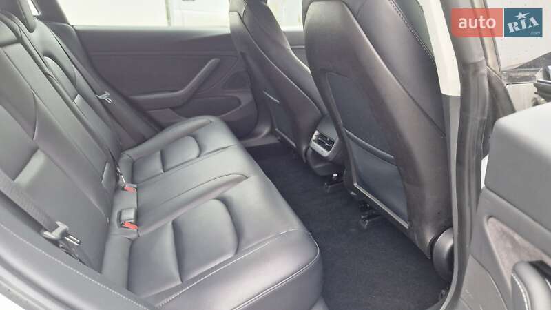 Седан Tesla Model 3 2020 в Києві фото 17 Седан Tesla Model 3 2020 в Києві