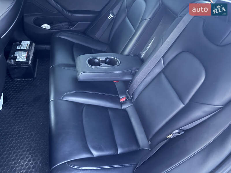 Седан Tesla Model 3 2019 в Львові фото 23 Седан Tesla Model 3 2019 в Львові