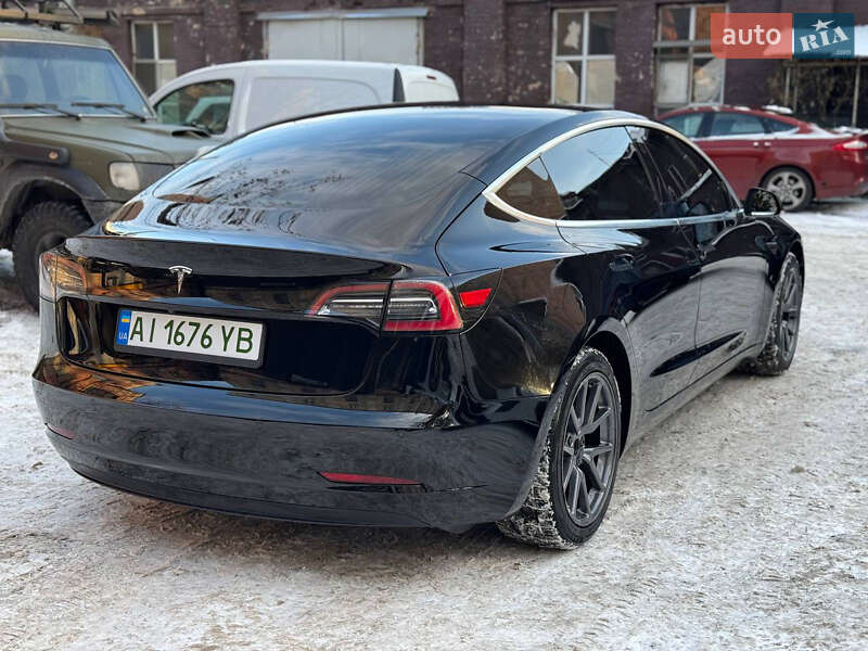 Седан Tesla Model 3 2020 в Киеве фото 10 Седан Tesla Model 3 2020 в Киеве