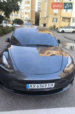 Седан Tesla Model 3 2023 в Харькове