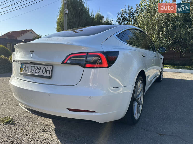 Седан Tesla Model 3 2018 в Киеве фото 9 Седан Tesla Model 3 2018 в Киеве
