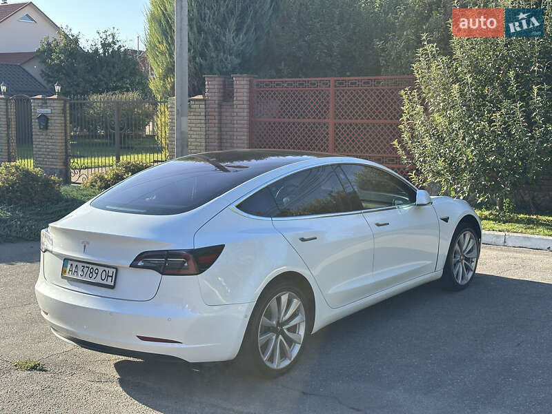 Седан Tesla Model 3 2018 в Киеве фото 12 Седан Tesla Model 3 2018 в Киеве