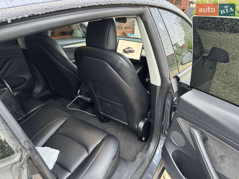 Седан Tesla Model 3 2022 в Ходорове