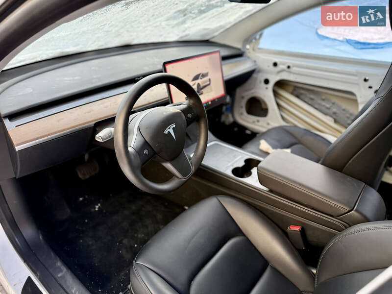 Седан Tesla Model 3 2023 в Львові фото 7 Седан Tesla Model 3 2023 в Львові