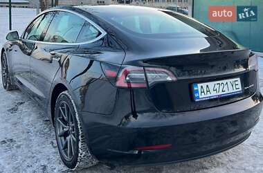 Седан Tesla Model 3 2019 в Киеве