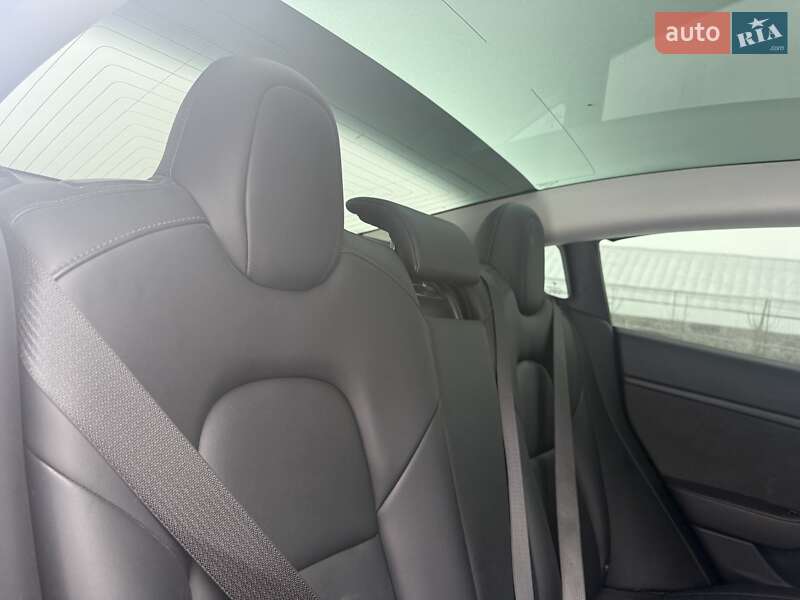 Седан Tesla Model 3 2018 в Кам'янець-Подільському