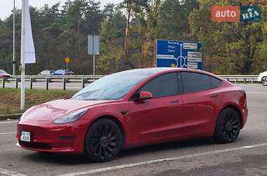 Седан Tesla Model 3 2022 в Києві