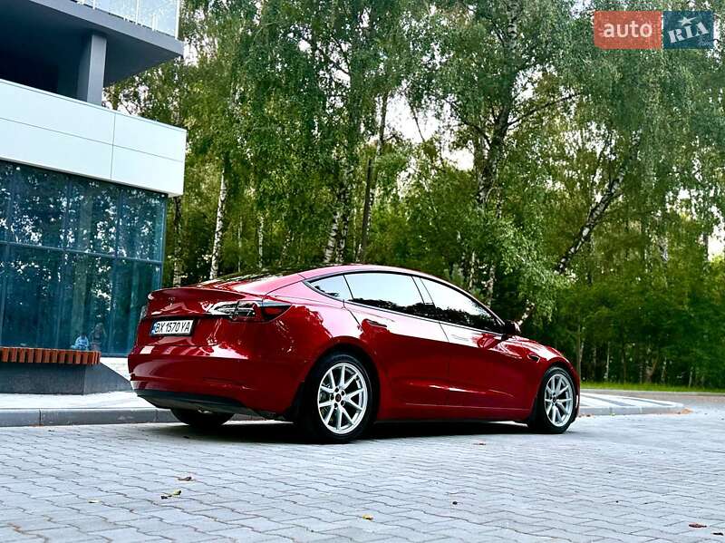 Седан Tesla Model 3 2021 в Івано-Франківську фото 23 Седан Tesla Model 3 2021 в Івано-Франківську
