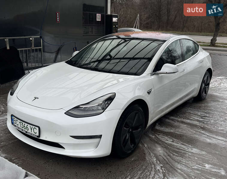 Седан Tesla Model 3 2018 в Хмельницькому фото 2 Седан Tesla Model 3 2018 в Хмельницькому