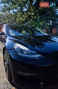 Седан Tesla Model 3 2019 в Сумах