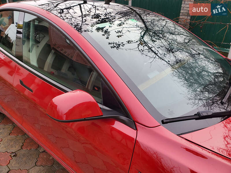 Седан Tesla Model 3 2022 в Ивано-Франковске