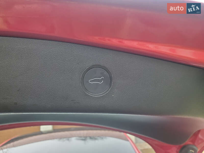 Седан Tesla Model 3 2022 в Ивано-Франковске