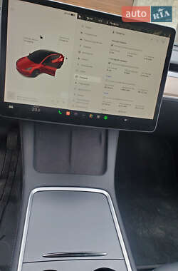 Седан Tesla Model 3 2022 в Ивано-Франковске