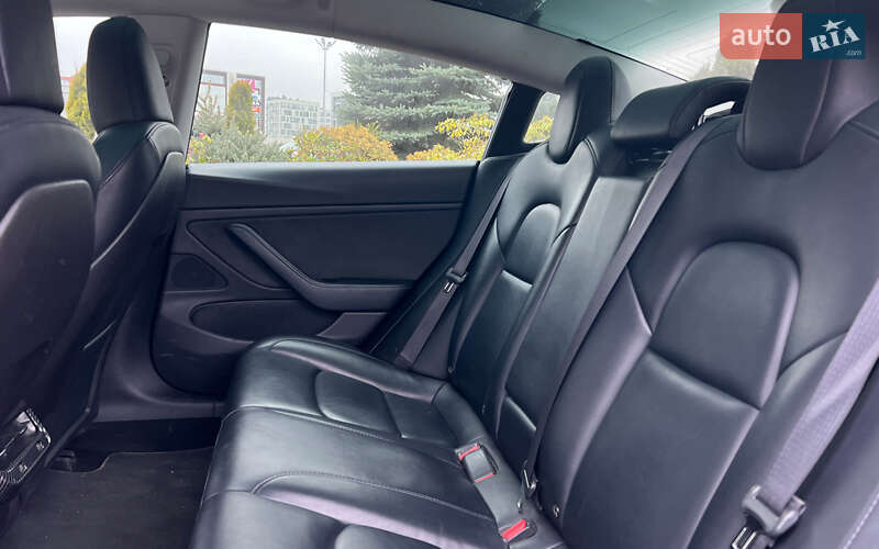 Седан Tesla Model 3 2019 в Львове фото 21 Седан Tesla Model 3 2019 в Львове