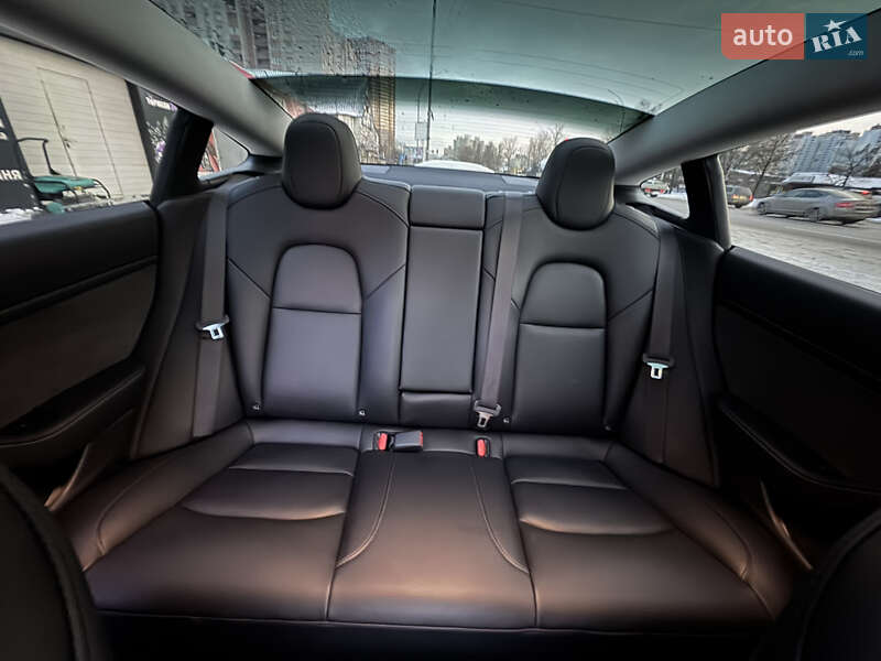 Седан Tesla Model 3 2021 в Киеве фото 14 Седан Tesla Model 3 2021 в Киеве
