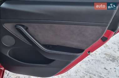 Седан Tesla Model 3 2022 в Черкассах