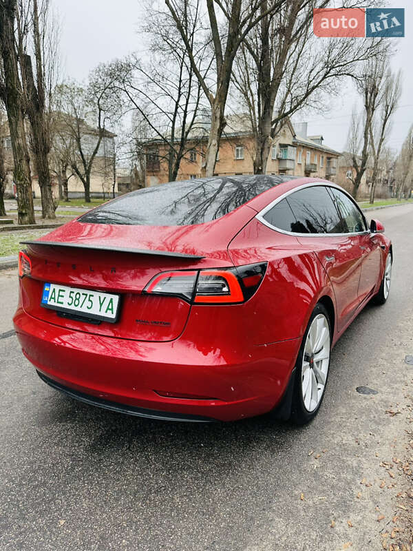 Седан Tesla Model 3 2018 в Никополе