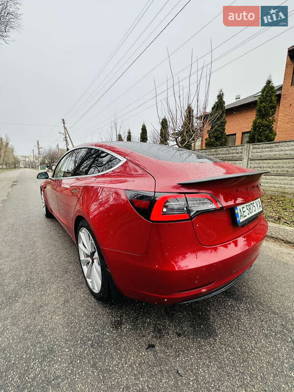 Седан Tesla Model 3 2018 в Никополе