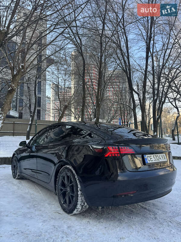 Седан Tesla Model 3 2018 в Киеве