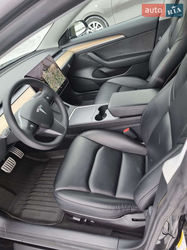 Седан Tesla Model 3 2021 в Черкассах фото 4 Седан Tesla Model 3 2021 в Черкассах