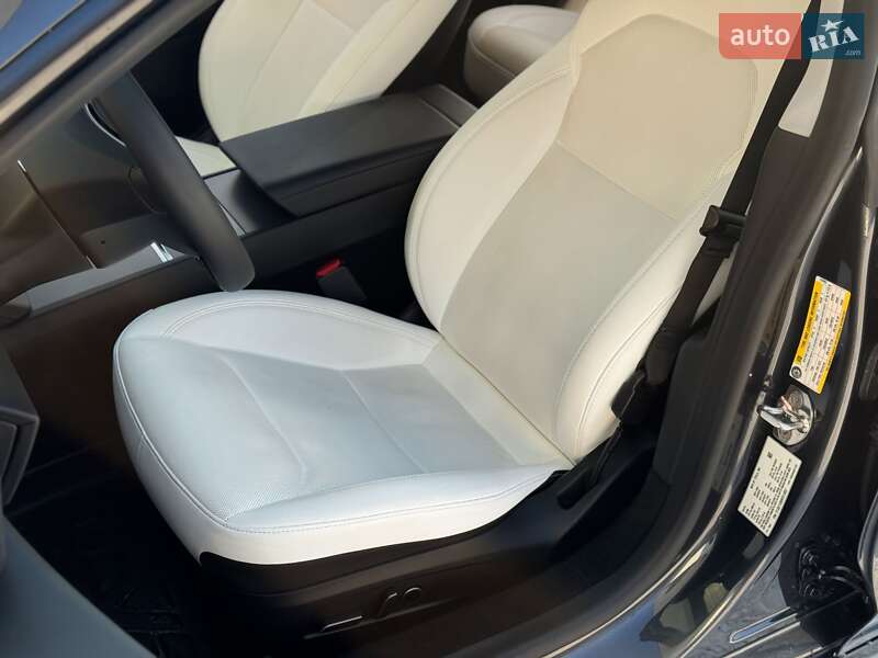 Седан Tesla Model 3 2024 в Киеве фото 13 Седан Tesla Model 3 2024 в Киеве