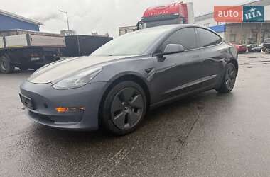 Седан Tesla Model 3 2022 в Києві