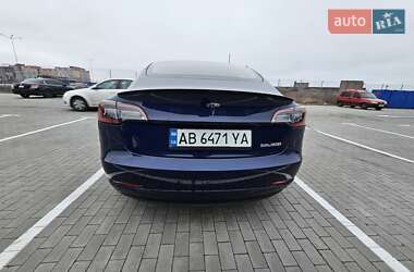 Седан Tesla Model 3 2023 в Виннице