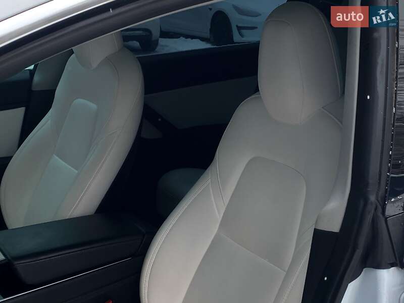 Седан Tesla Model 3 2019 в Киеве фото 14 Седан Tesla Model 3 2019 в Киеве