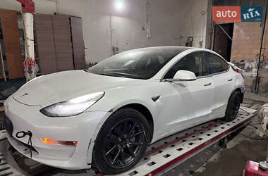 Седан Tesla Model 3 2018 в Владимире